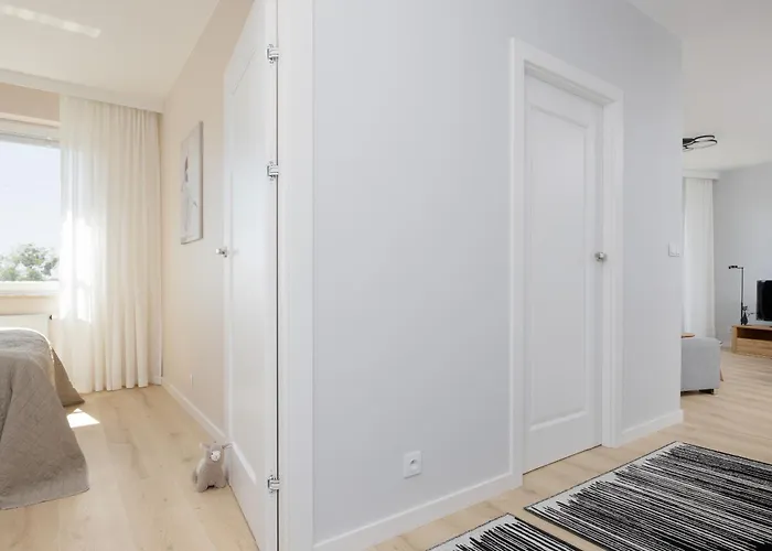 Stacja Wola Nowoczesny Apartament Z Balkonem I Parkingiem Warszawa By Noclegi Renters