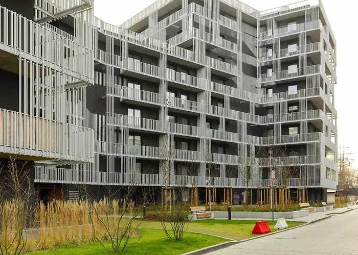 Stacja Wola Nowoczesny Apartament Z Balkonem I Parkingiem Warszawa By Noclegi Renters